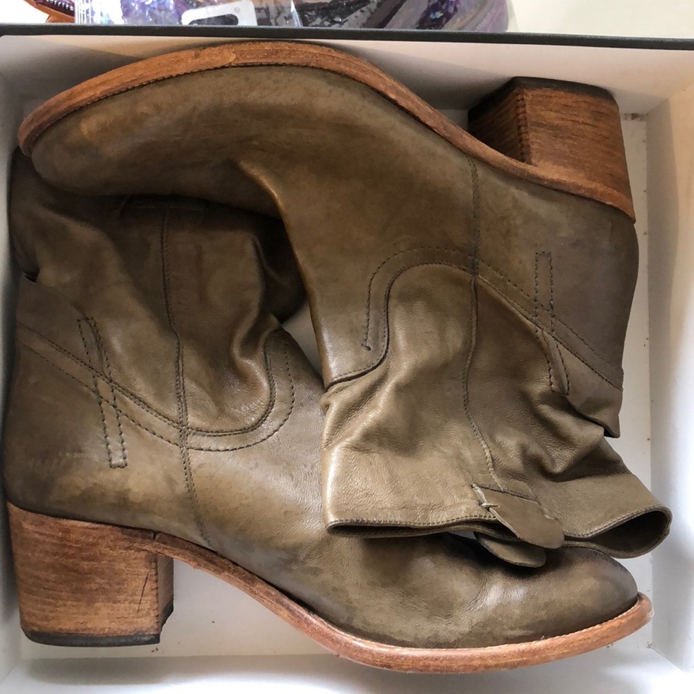 Alberto Fermani leather ankle boot size 41